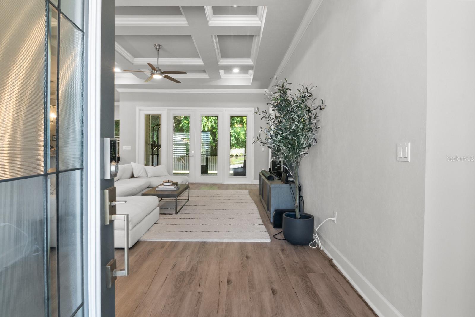 LUGANO PH I - Residential Lease