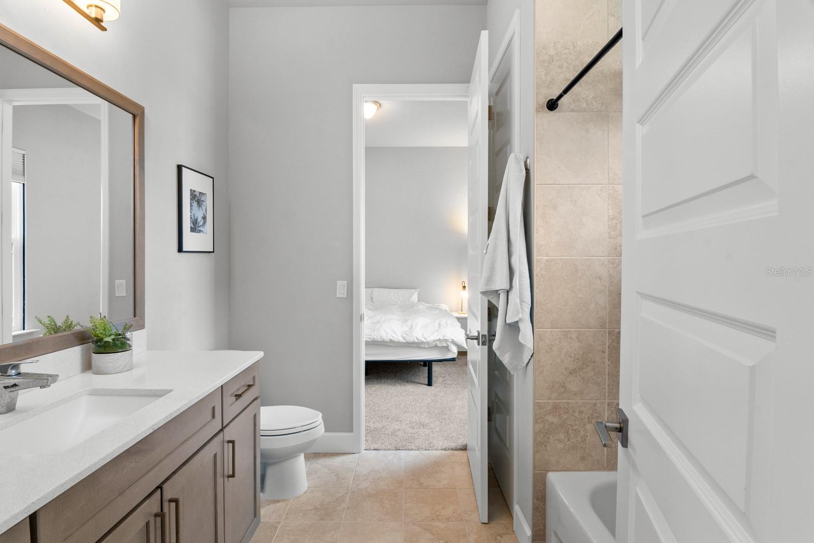 LUGANO PH I - Residential Lease