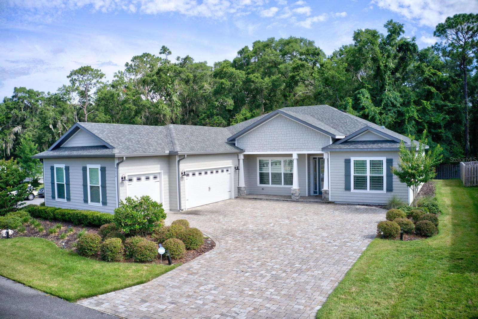 LUGANO PH I - Residential Lease