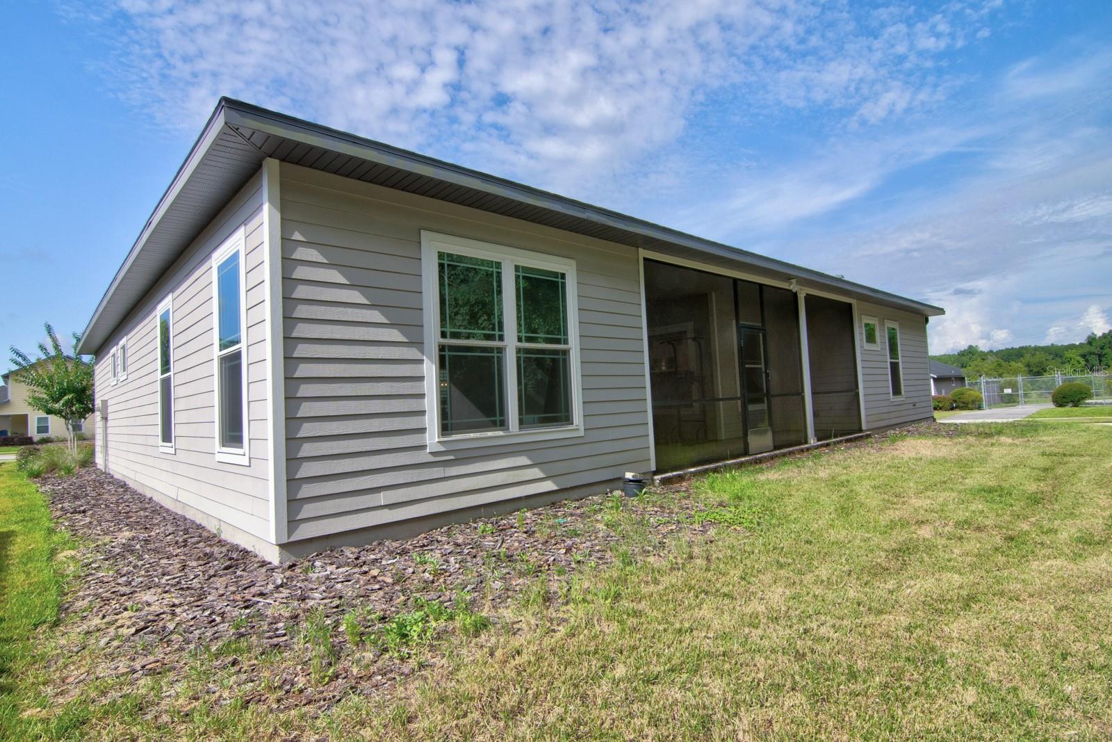 LUGANO PH I - Residential Lease