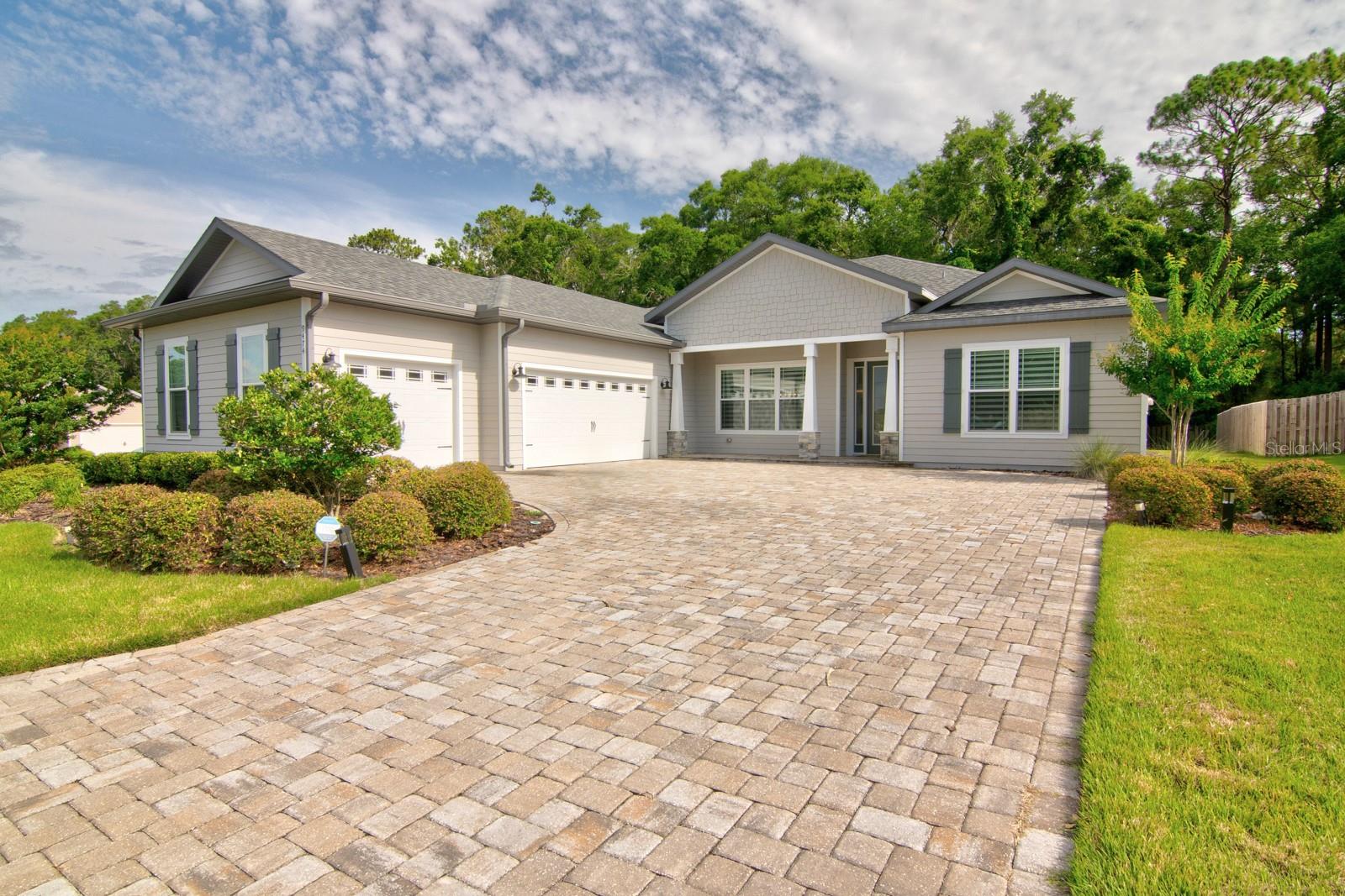 LUGANO PH I - Residential Lease