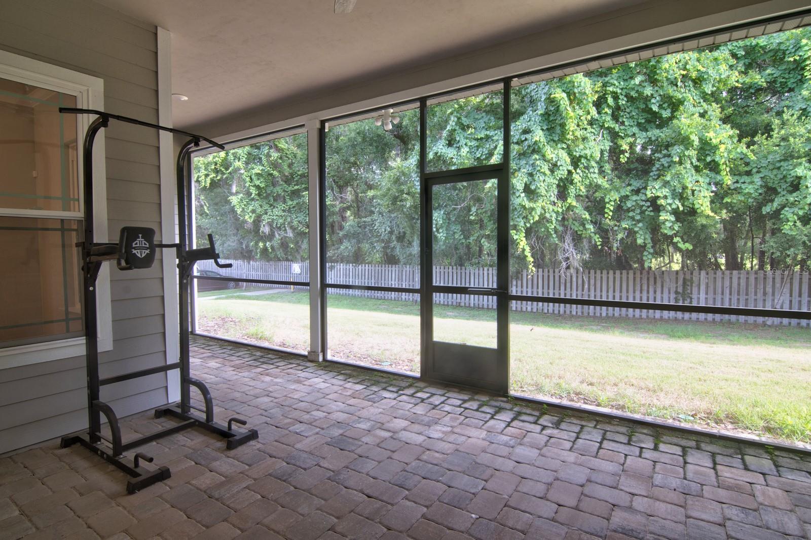 LUGANO PH I - Residential Lease