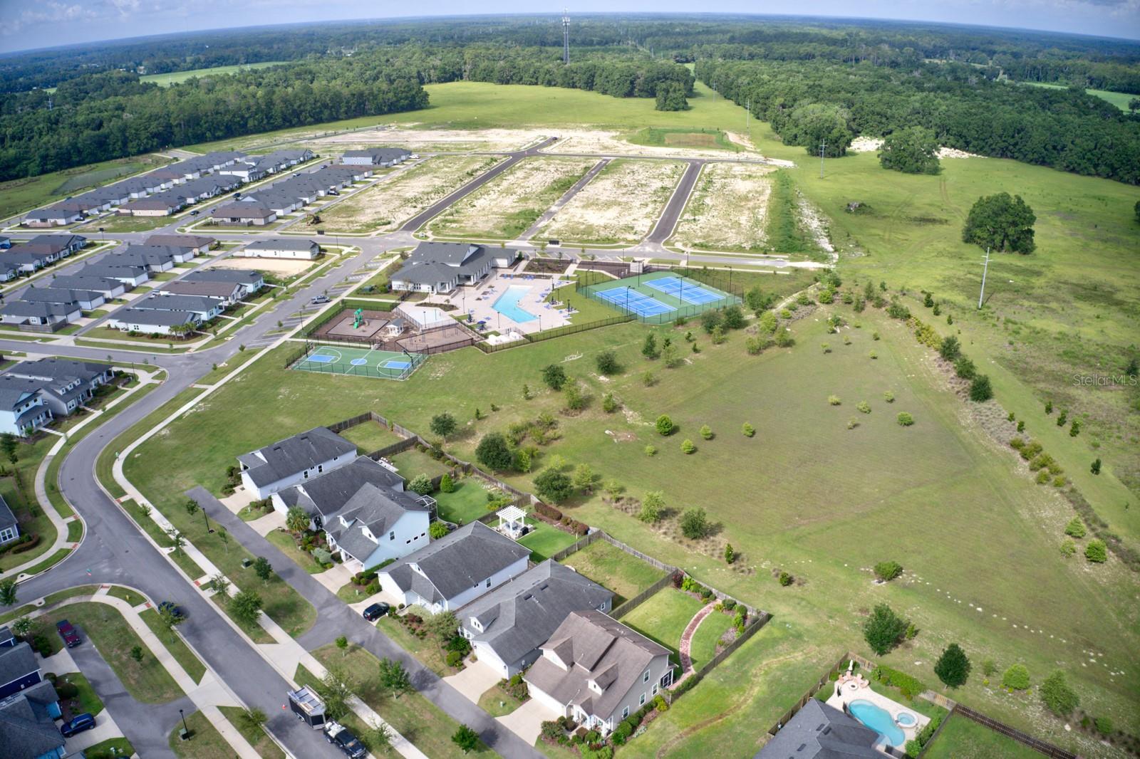 LUGANO PH I - Residential Lease