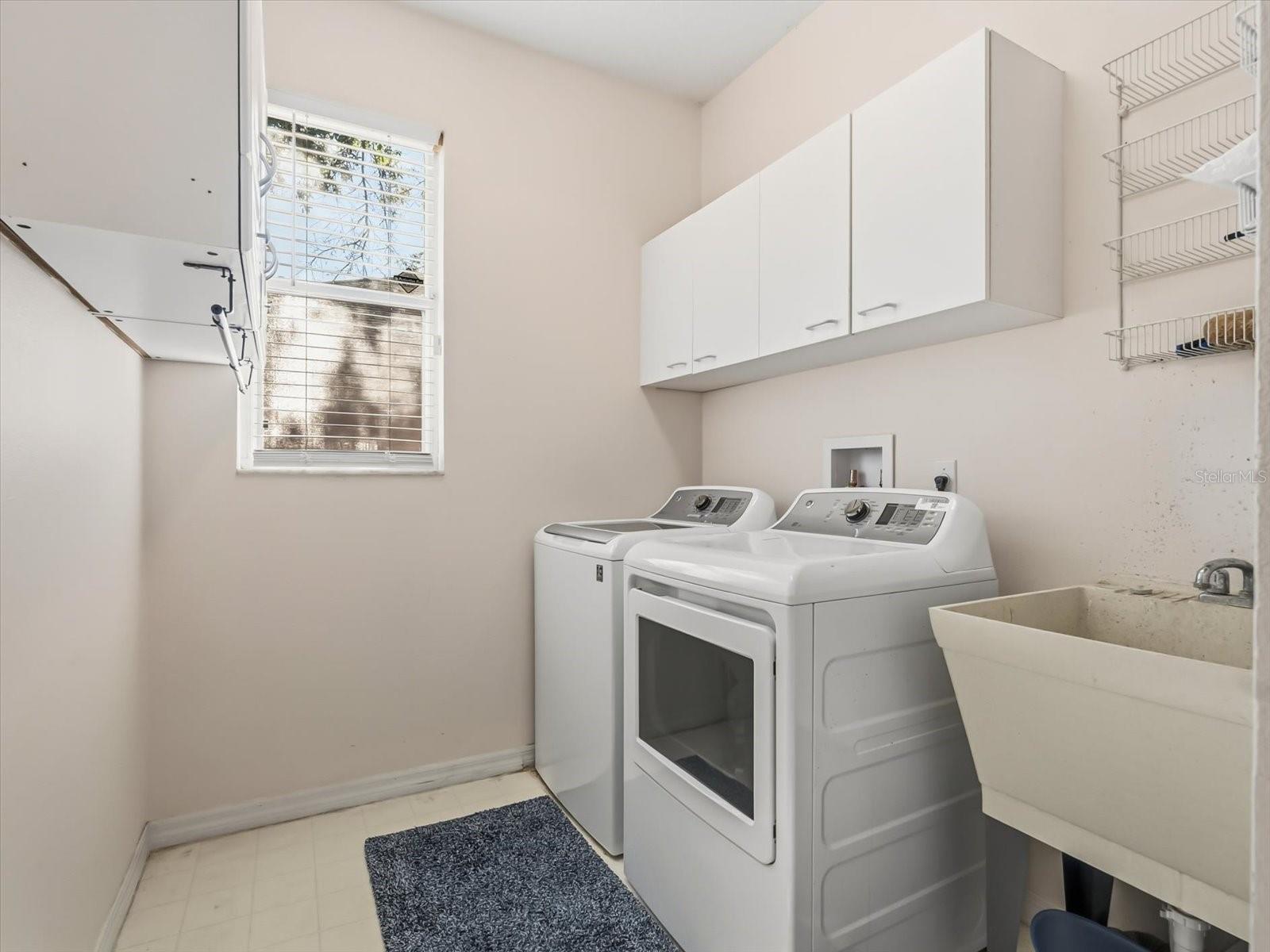 GATLIN GARDENS - Residential