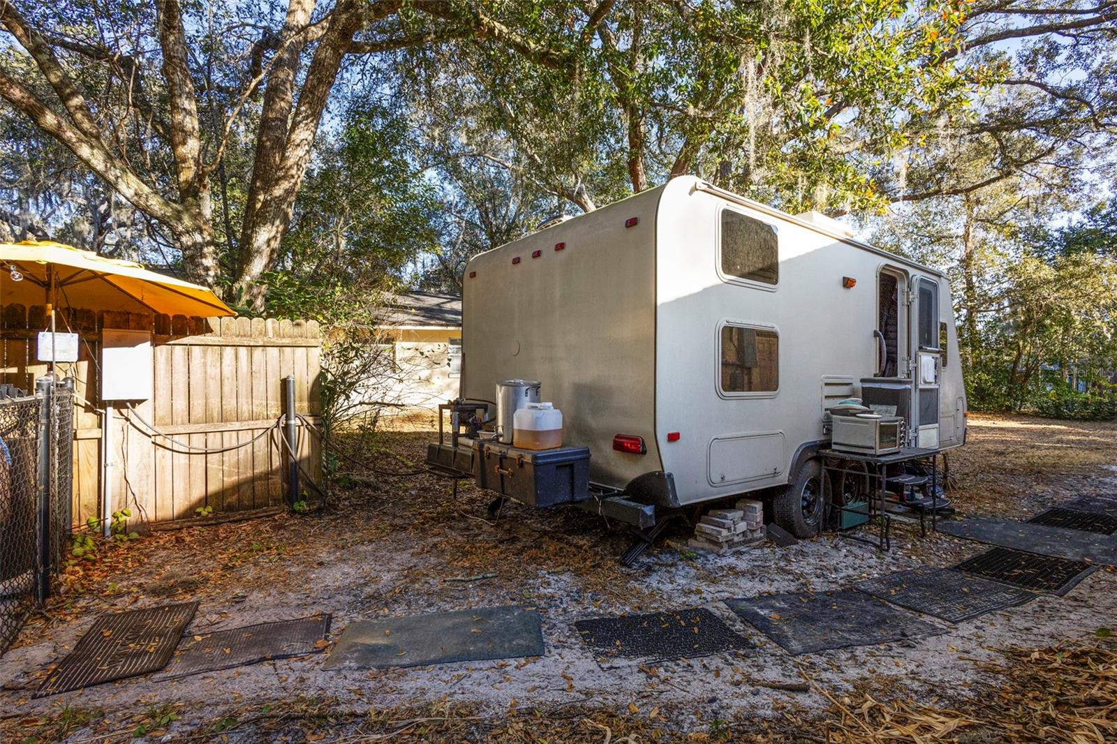 MAGNOLIA SHORES - Residential