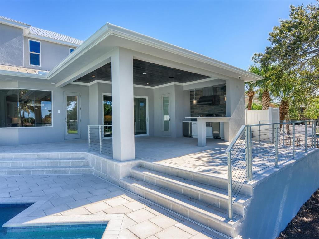 SARA SANDS - Residential