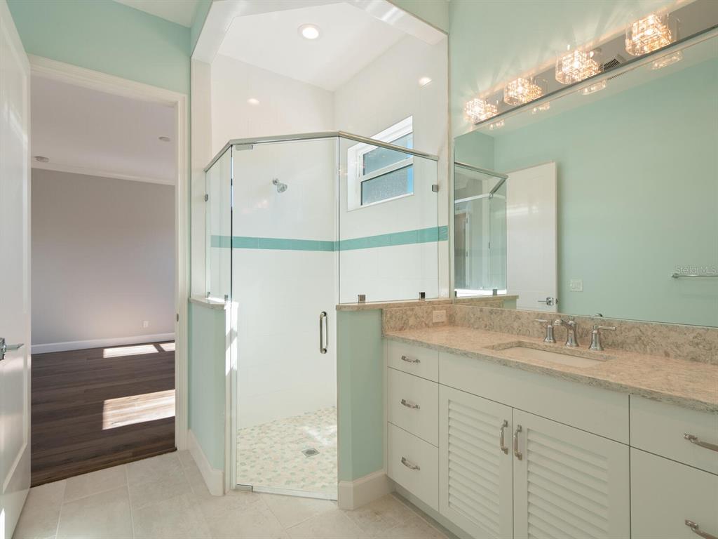 SARA SANDS - Residential