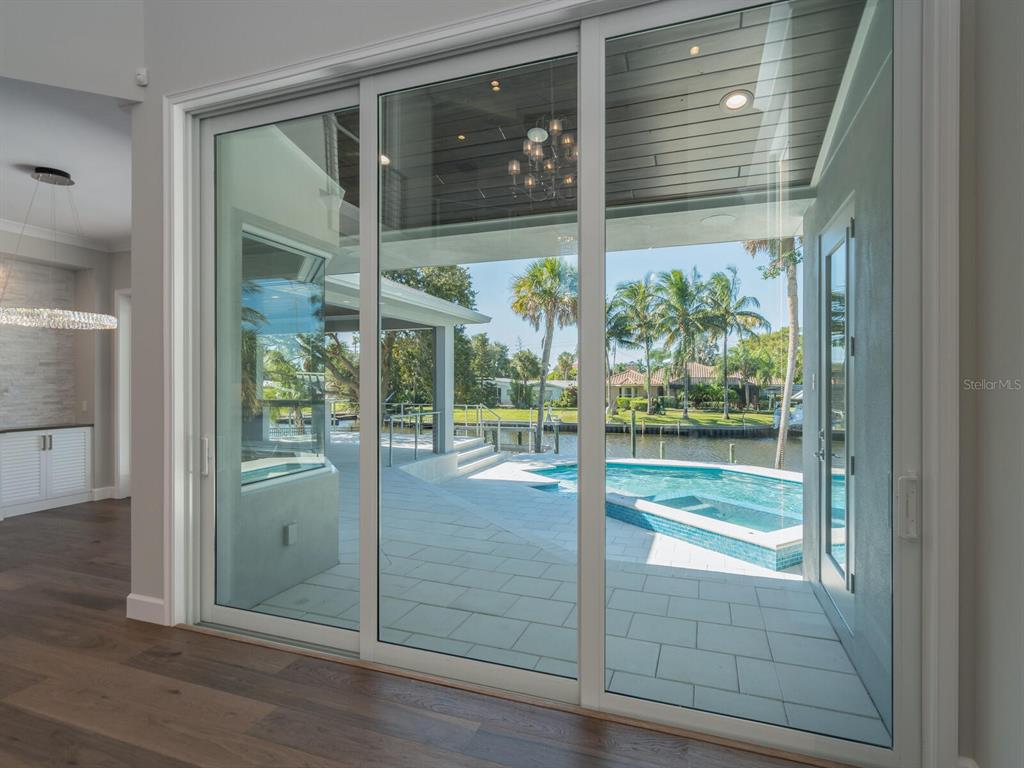 SARA SANDS - Residential