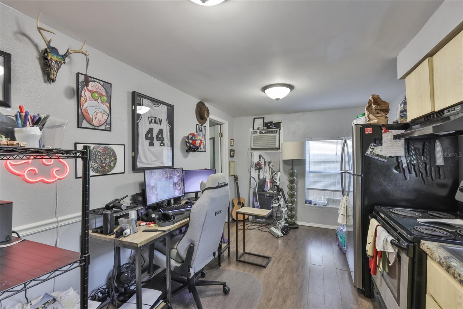 LEWIS & BURKHARD - Residential Income