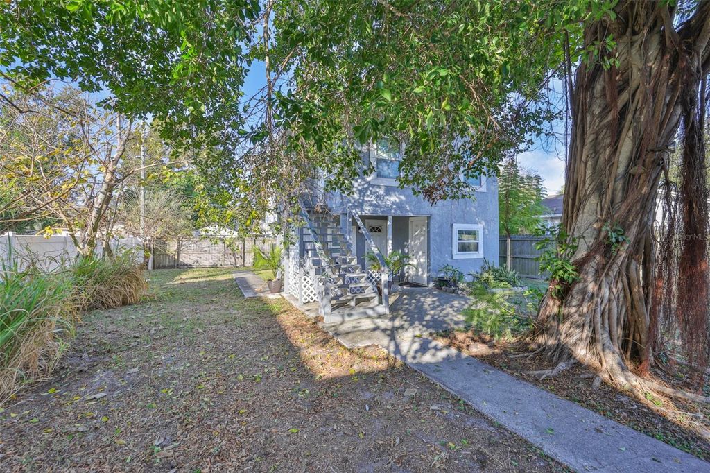 Photo of 1208 17th St N, St Petersburg, FL 33713 (MLS # TB8460433)