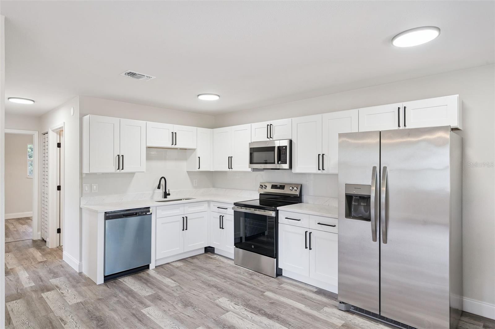 2720 PINEAPPLE AVENUE