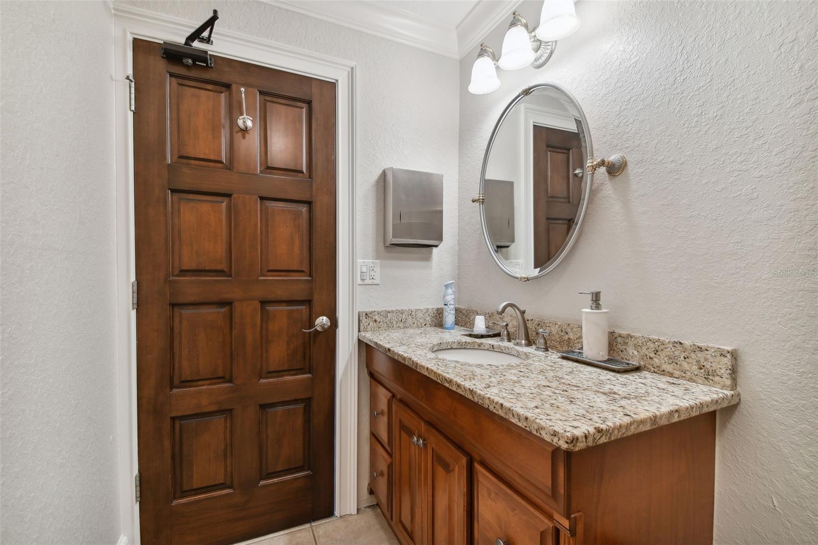 INTERLACHEN HEIGHTS - Commercial Lease