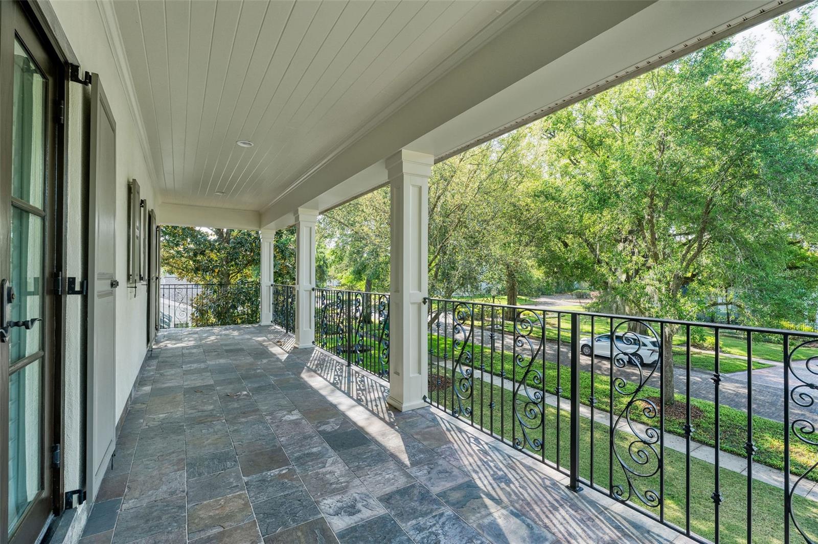 CHARMONT - Residential