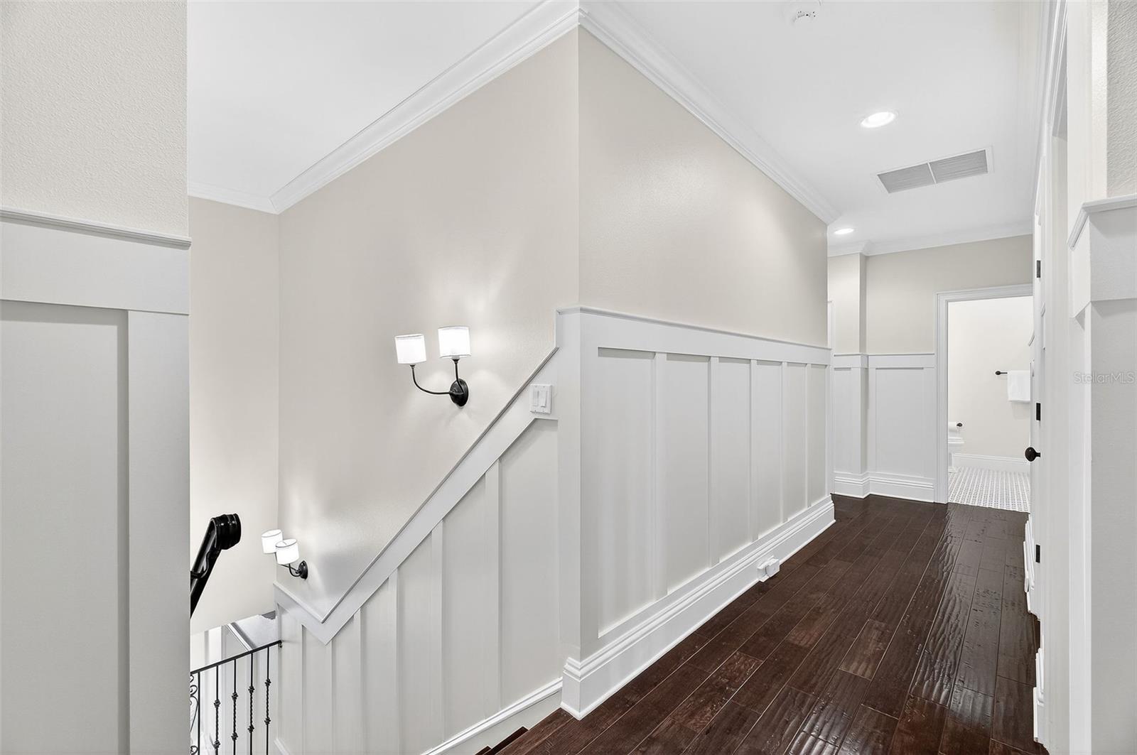 CHARMONT - Residential