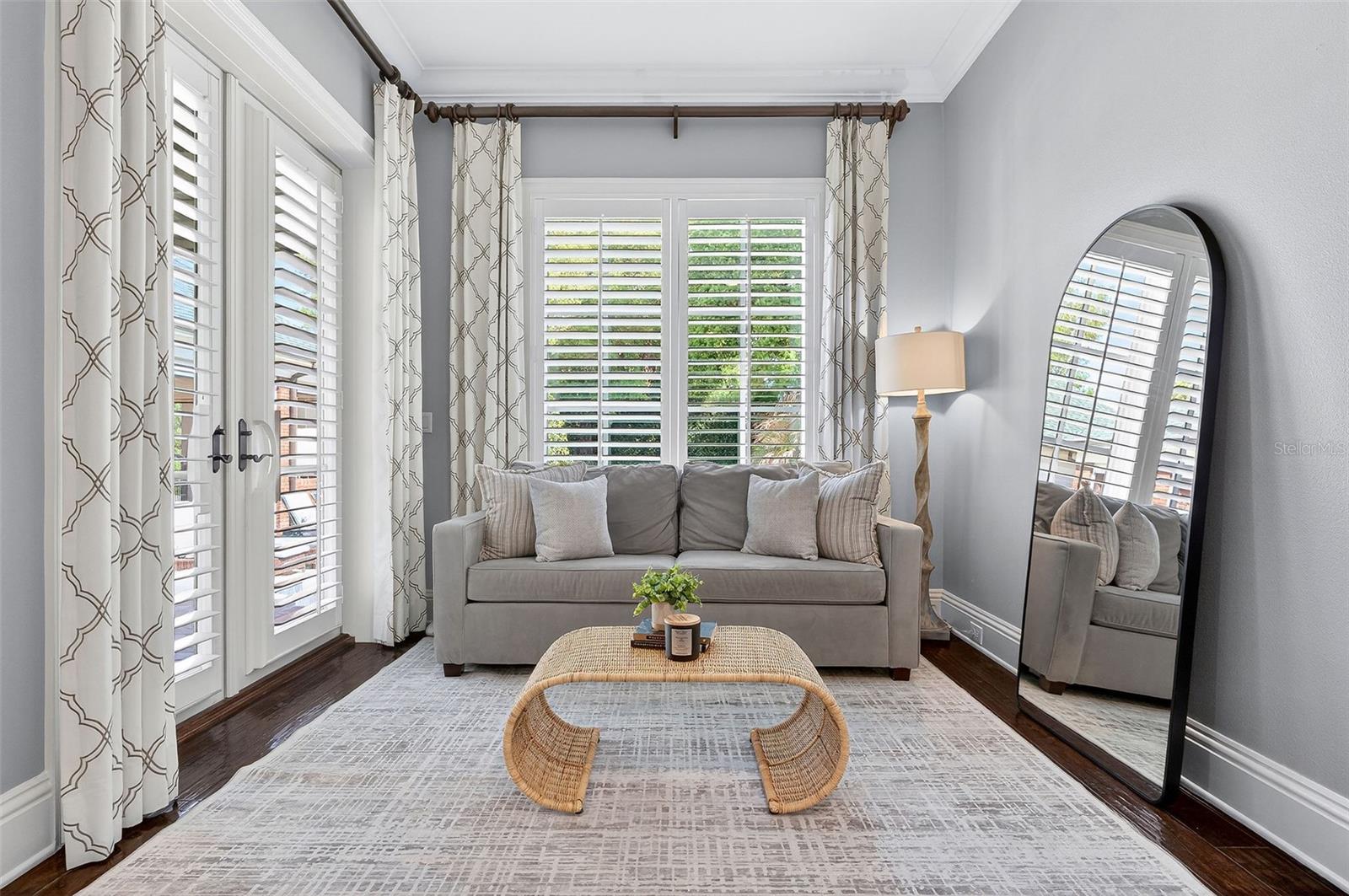 CHARMONT - Residential