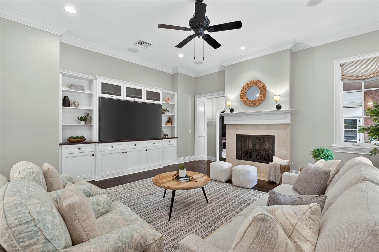 CHARMONT - Residential