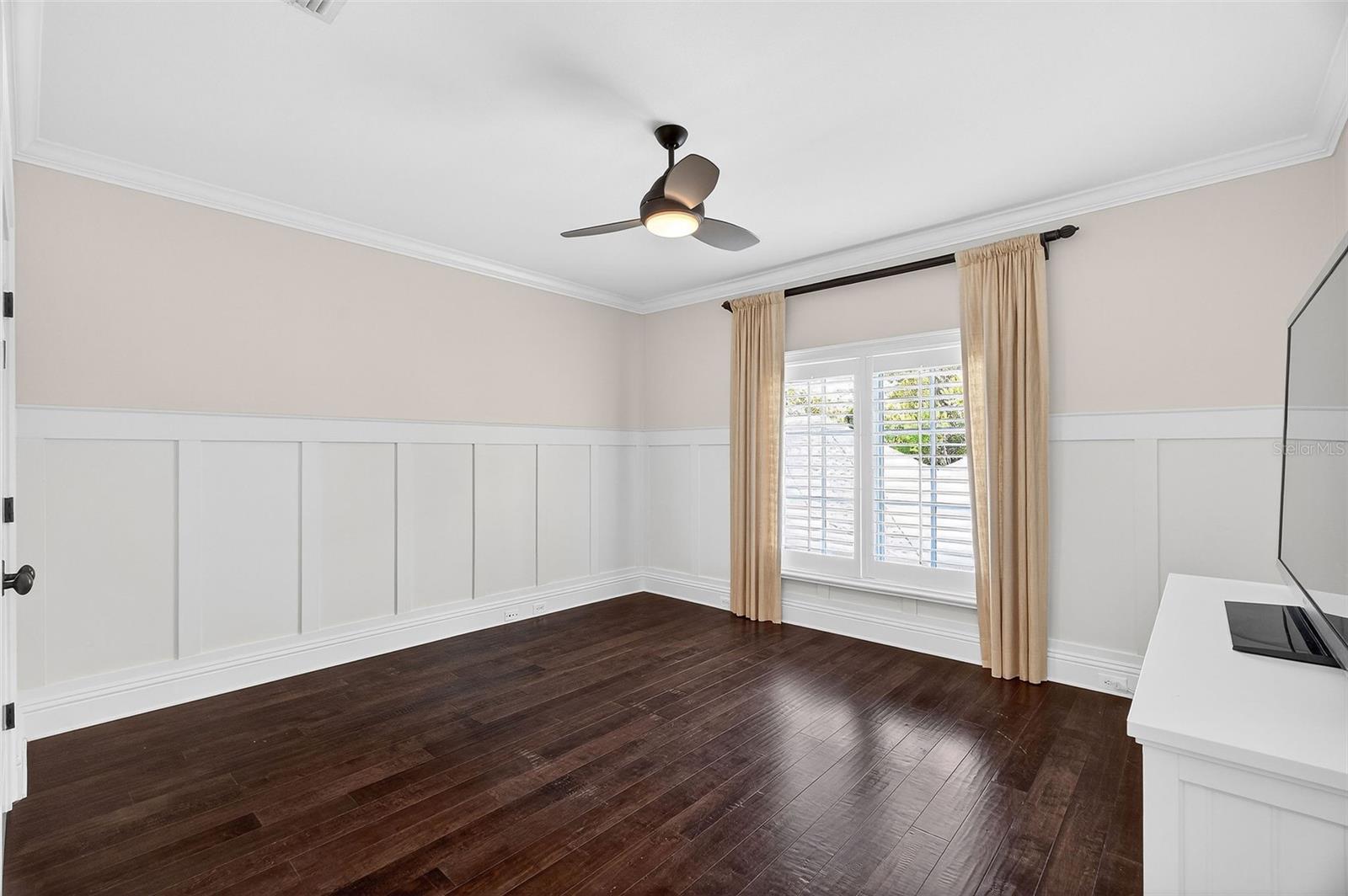 CHARMONT - Residential