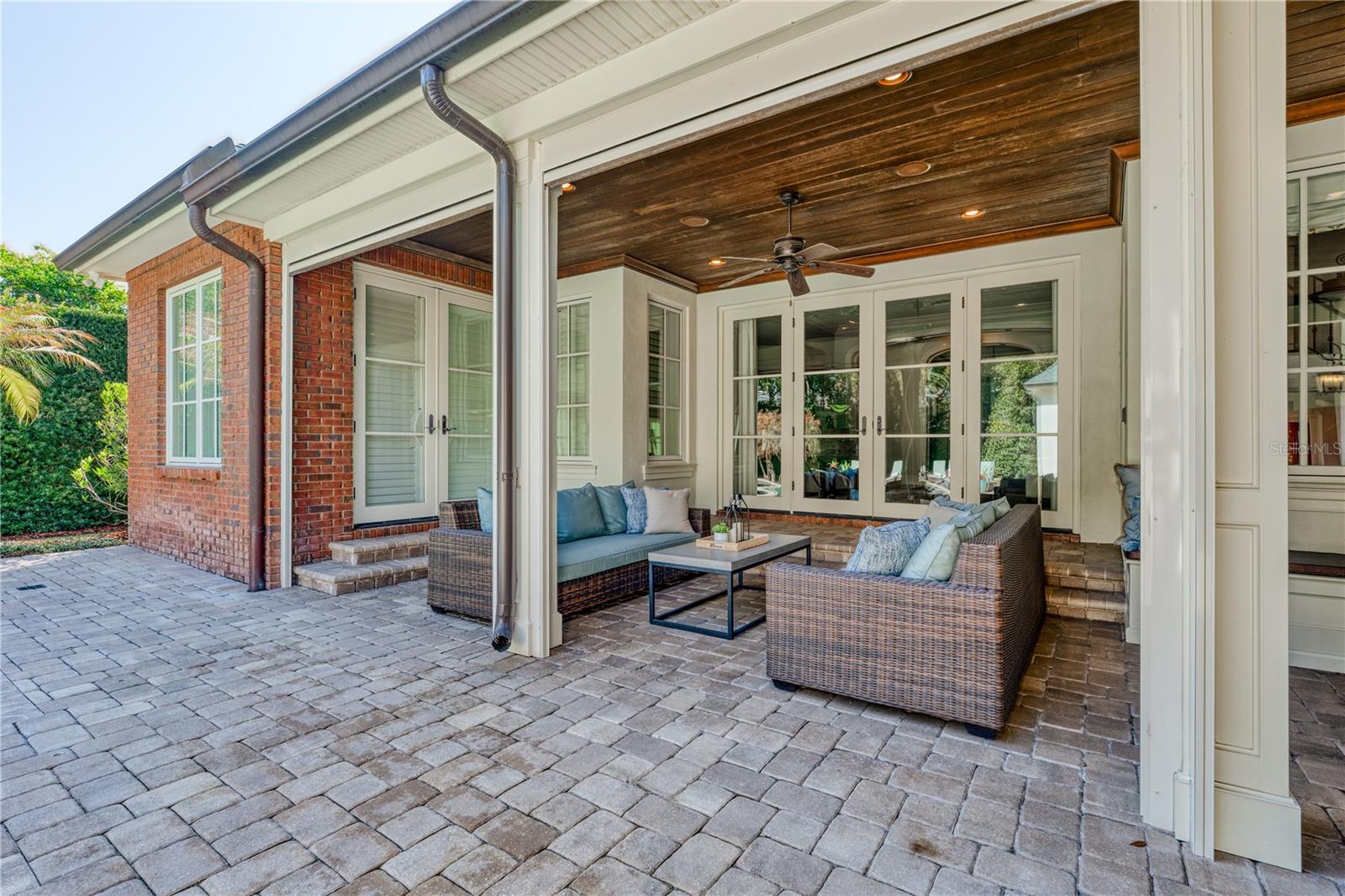 CHARMONT - Residential