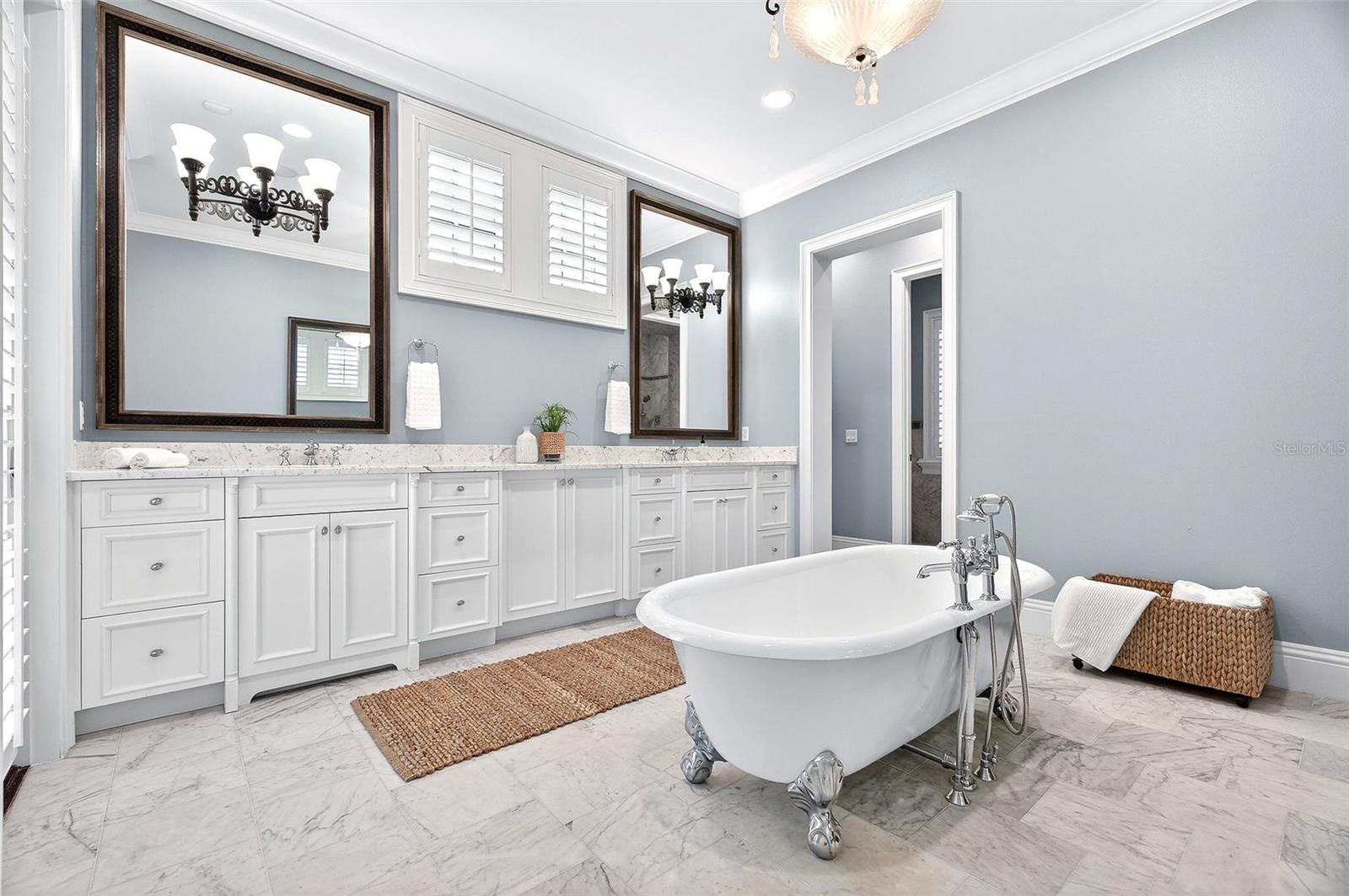 CHARMONT - Residential