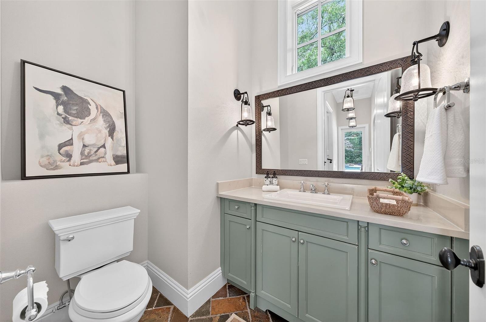 CHARMONT - Residential