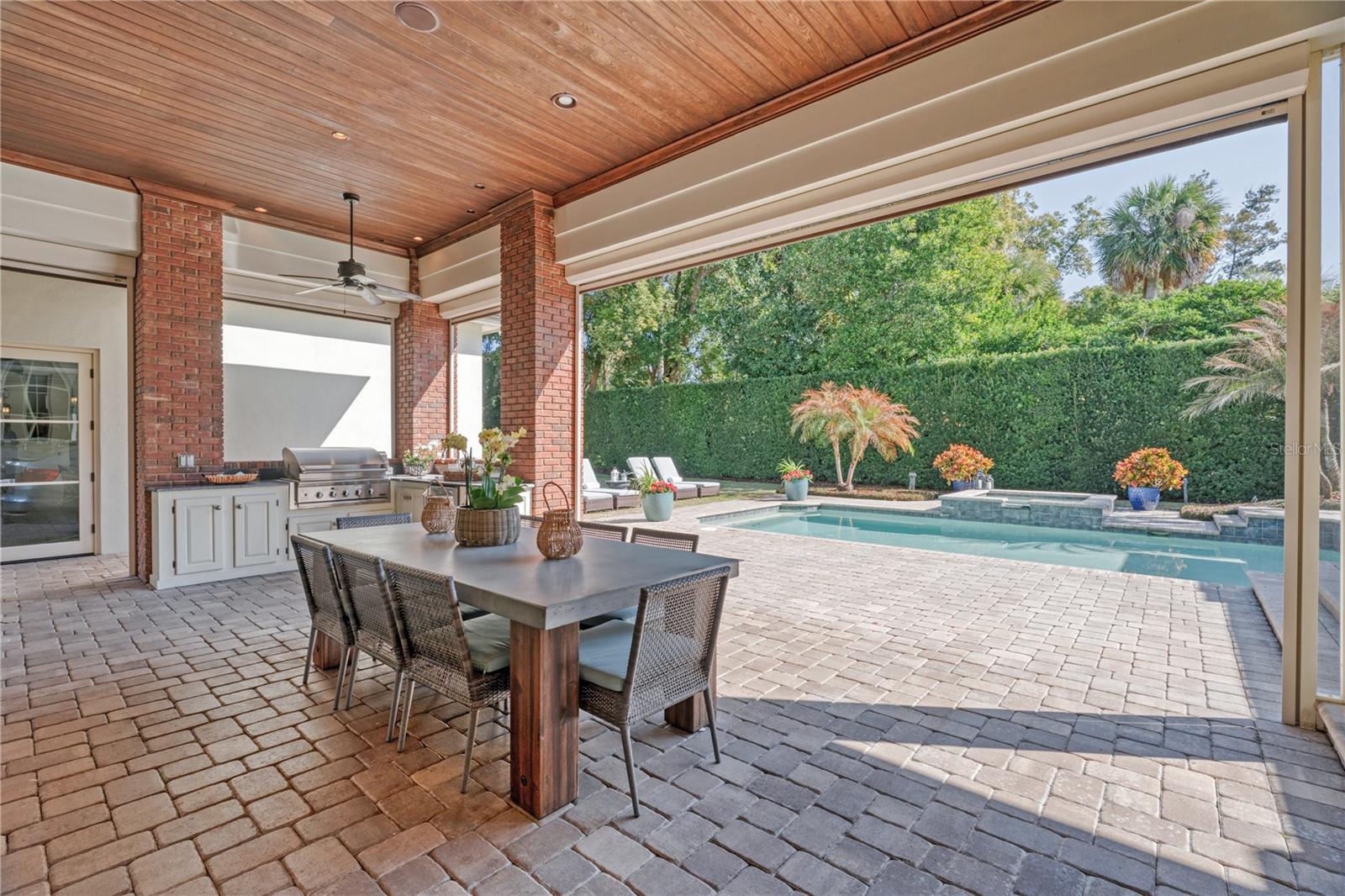 CHARMONT - Residential