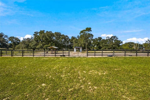 Tiny photo for 5075 97 St Rd, Anthony, FL 32617 (MLS # OM734925)