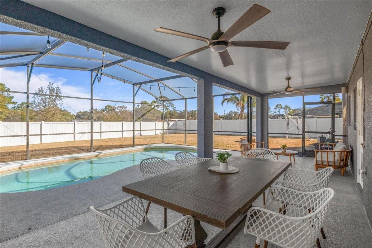 TRAILS UNIT 1 - Residential