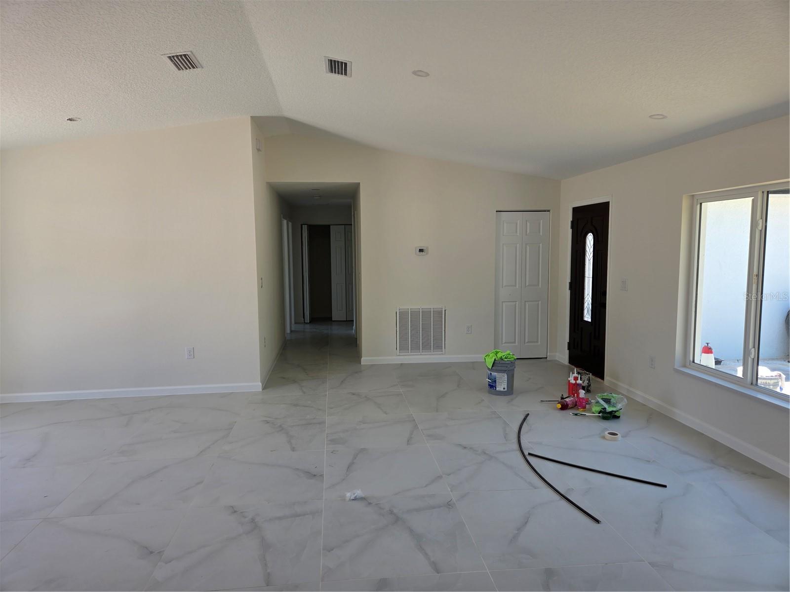 AVON PARK LAKES UNIT 18 - Residential