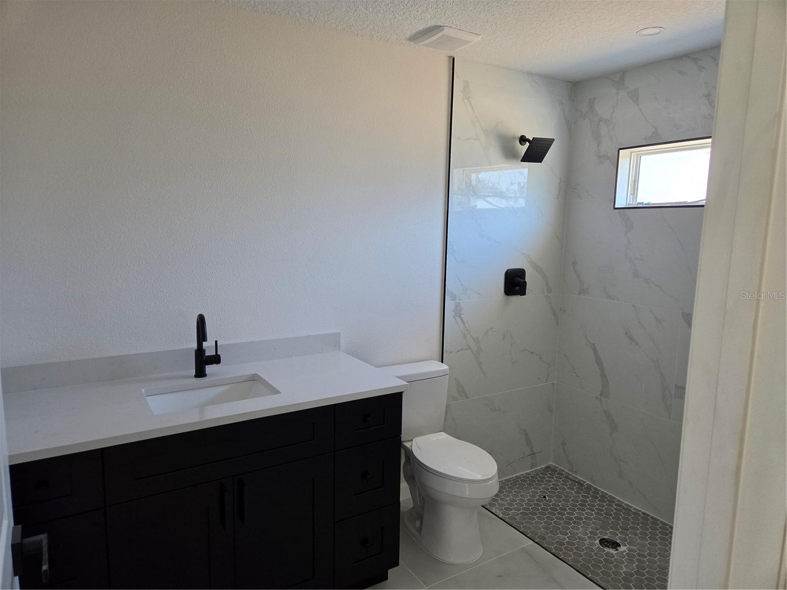 AVON PARK LAKES UNIT 18 - Residential