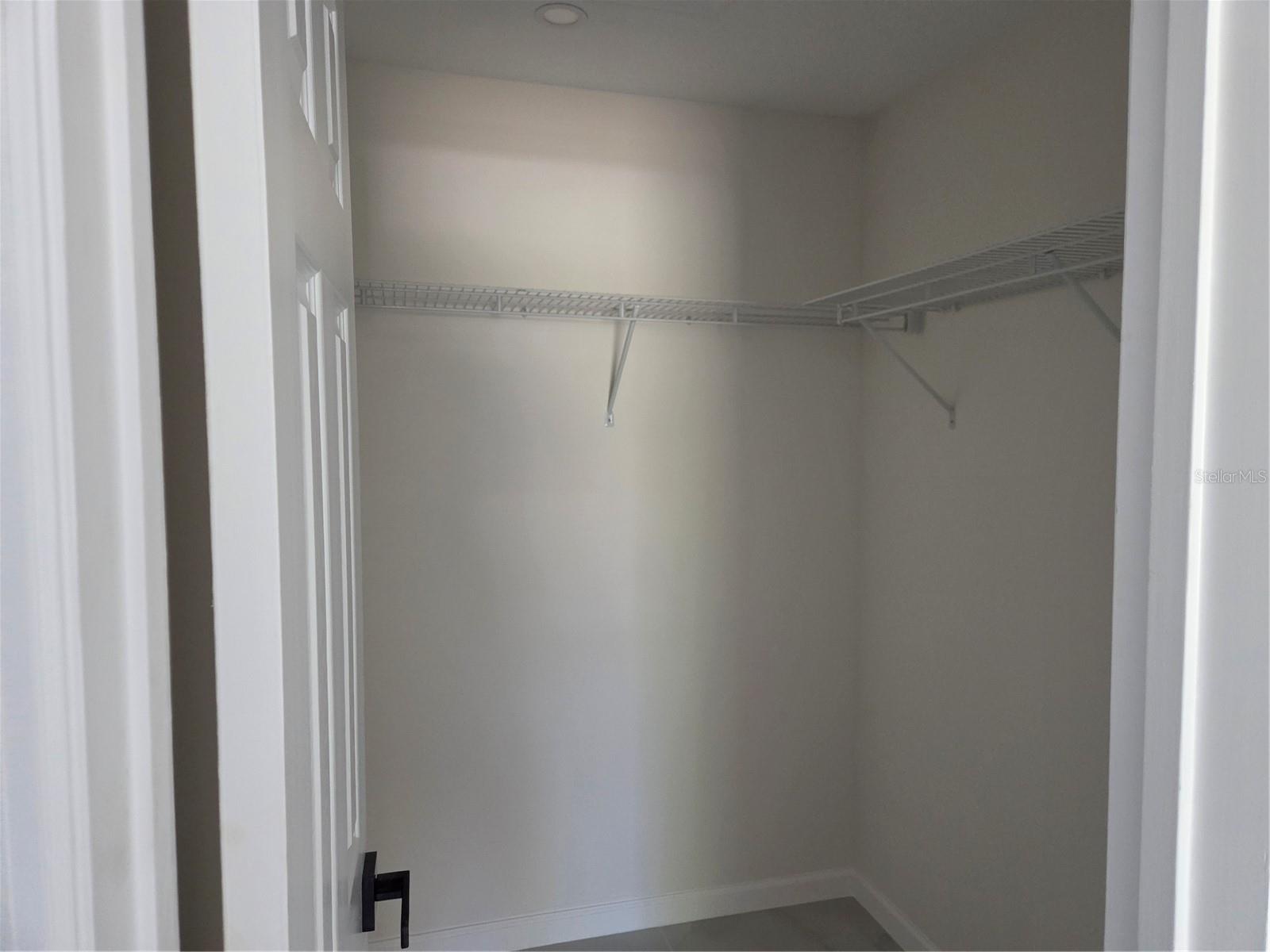 AVON PARK LAKES UNIT 18 - Residential