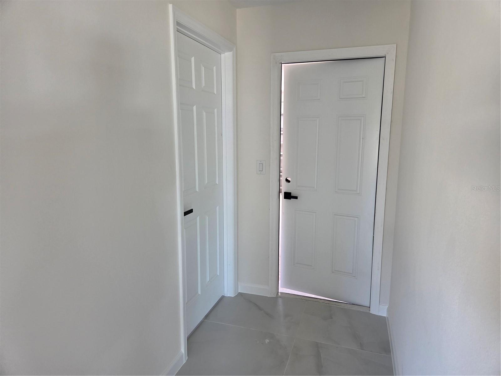 AVON PARK LAKES UNIT 18 - Residential