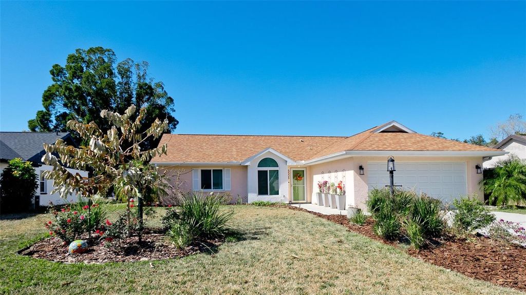 Photo of 5508 35th Court E, Bradenton, FL 34203 (MLS # A4681520)