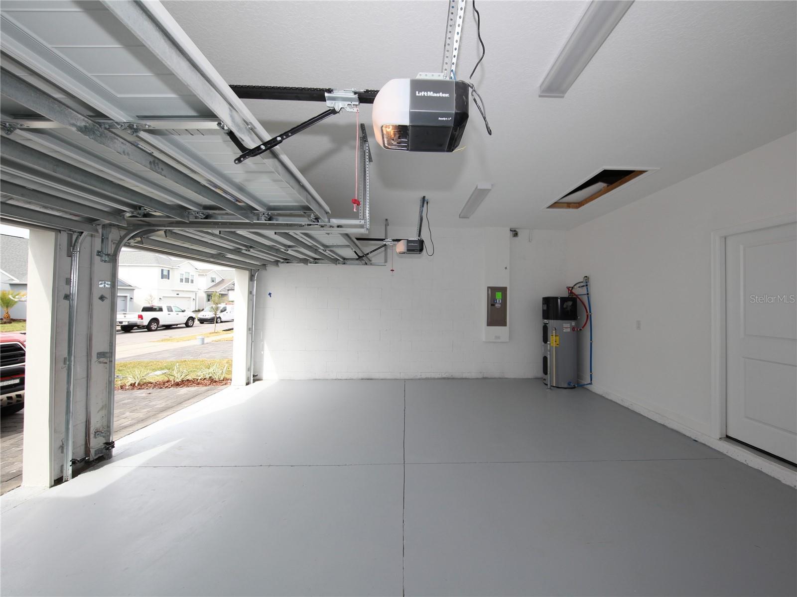 STOREY LAKE TR K - Residential Lease