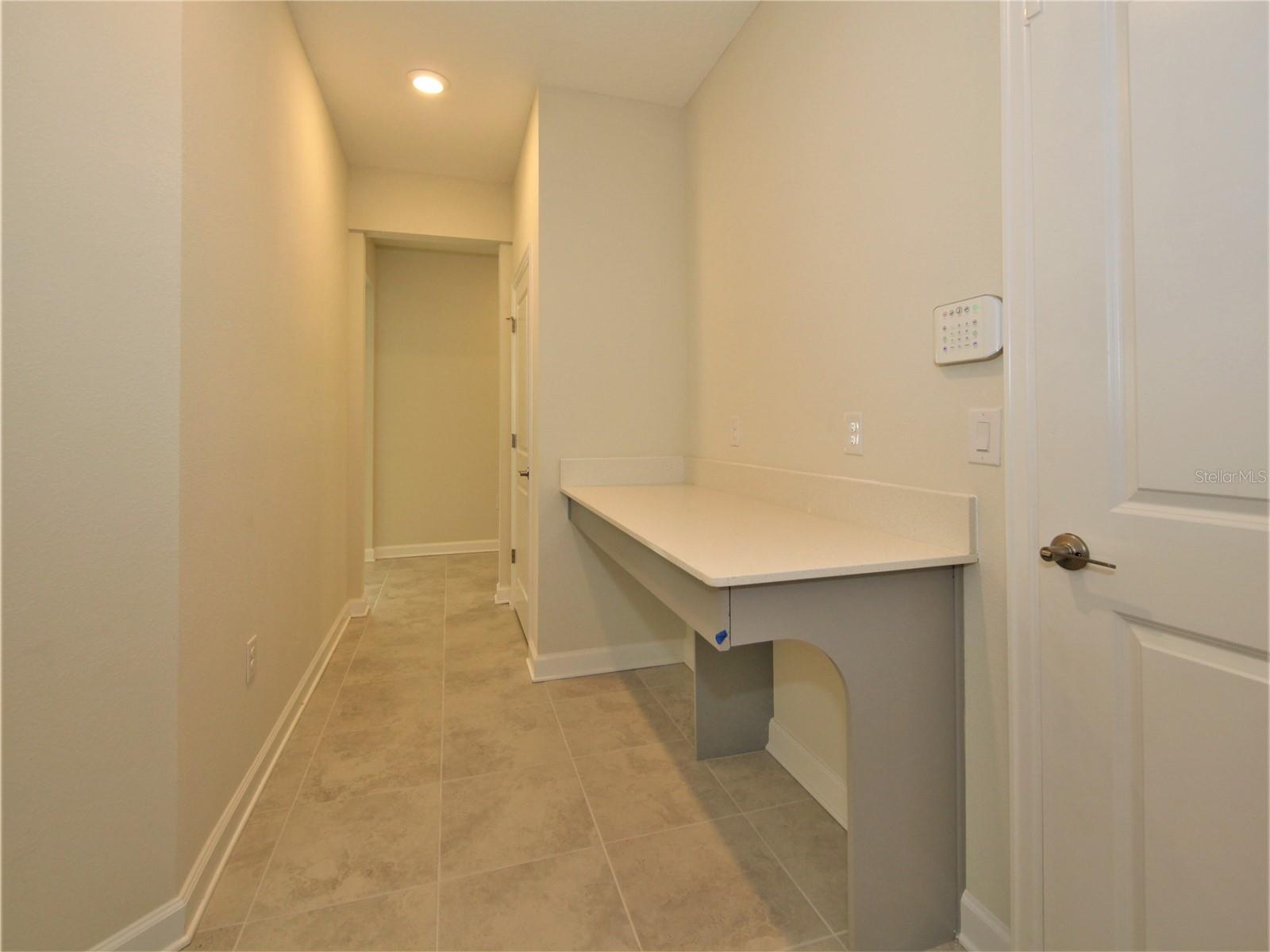 STOREY LAKE TR K - Residential Lease