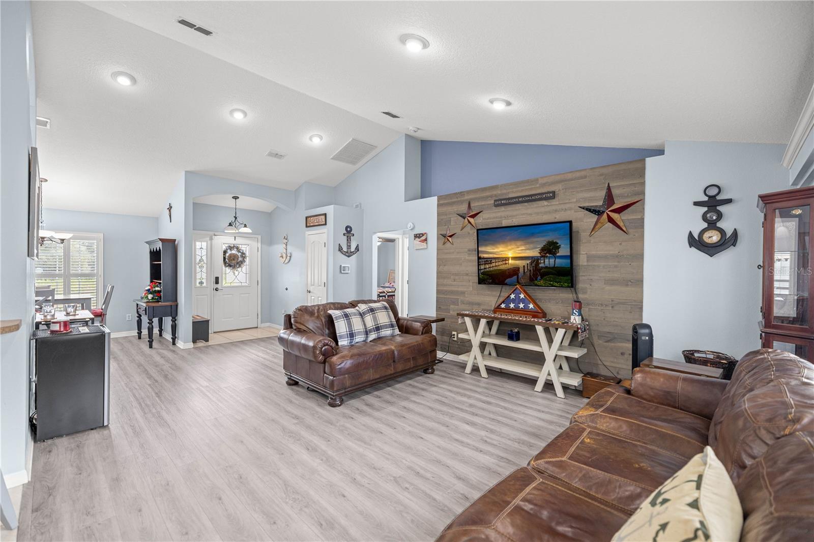 PINE RIDGE UNIT 03 - Residential