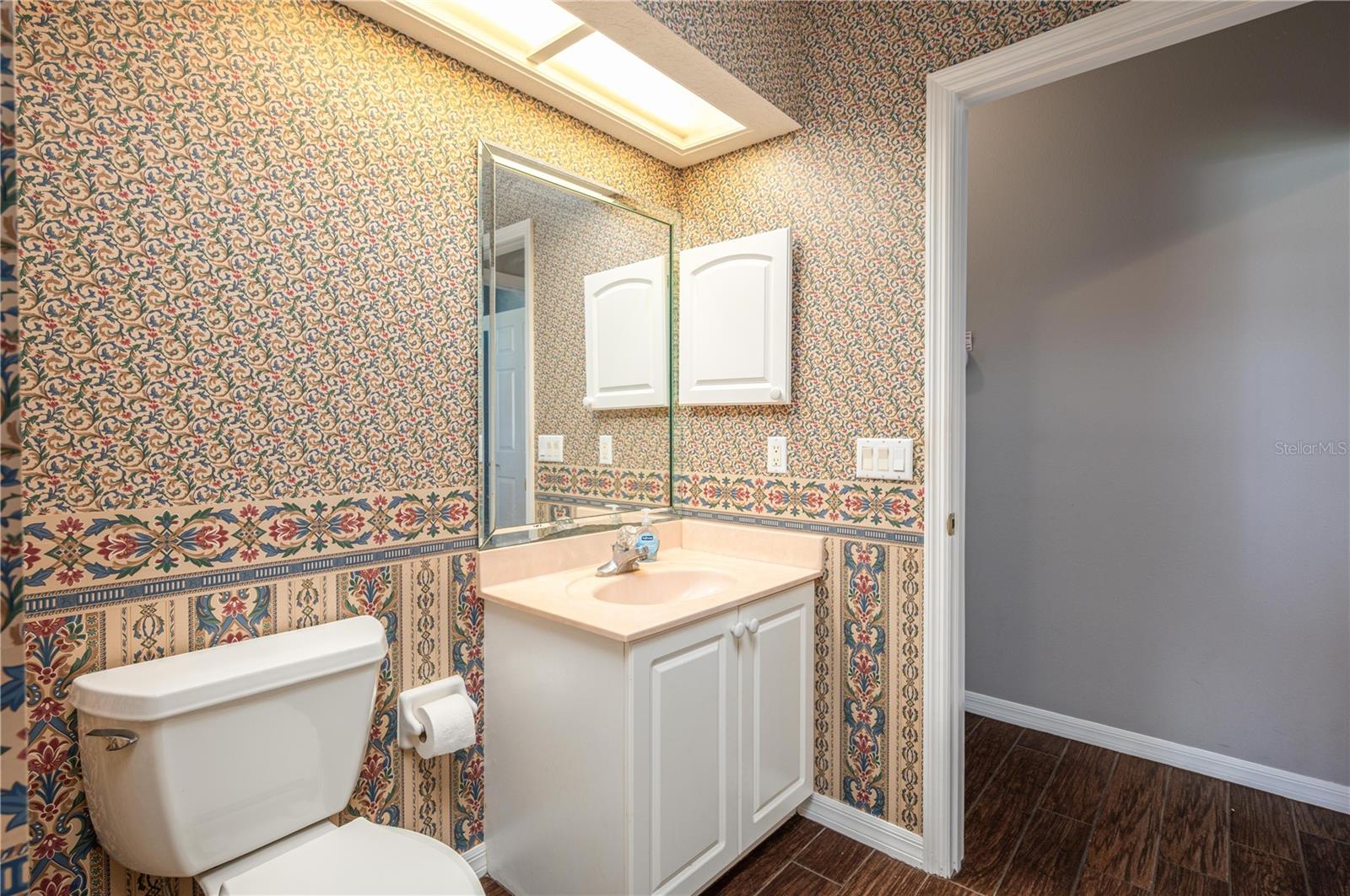 HAMILTON POINTE - Residential