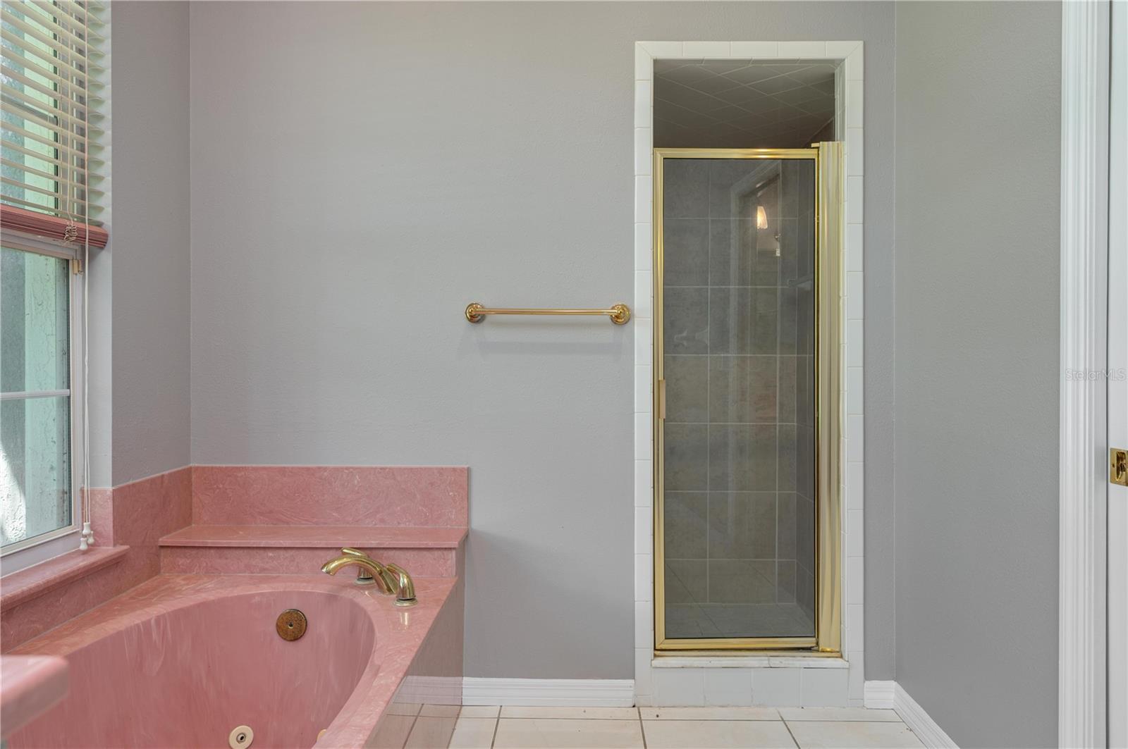 HAMILTON POINTE - Residential