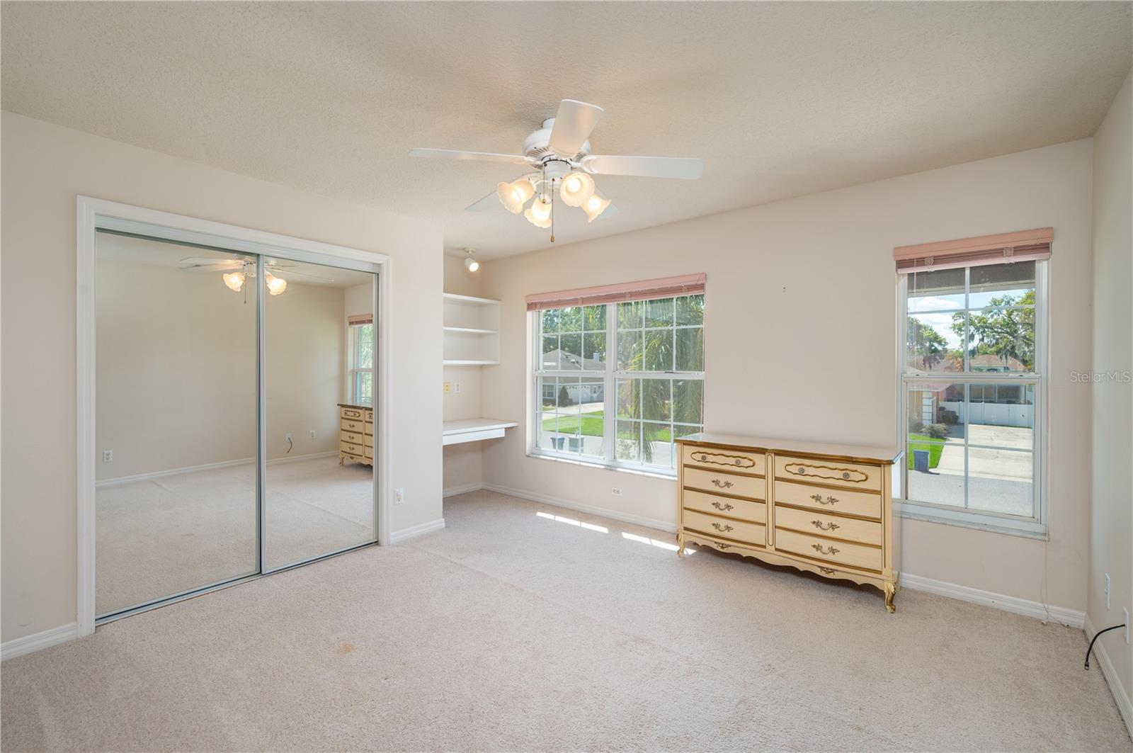 HAMILTON POINTE - Residential