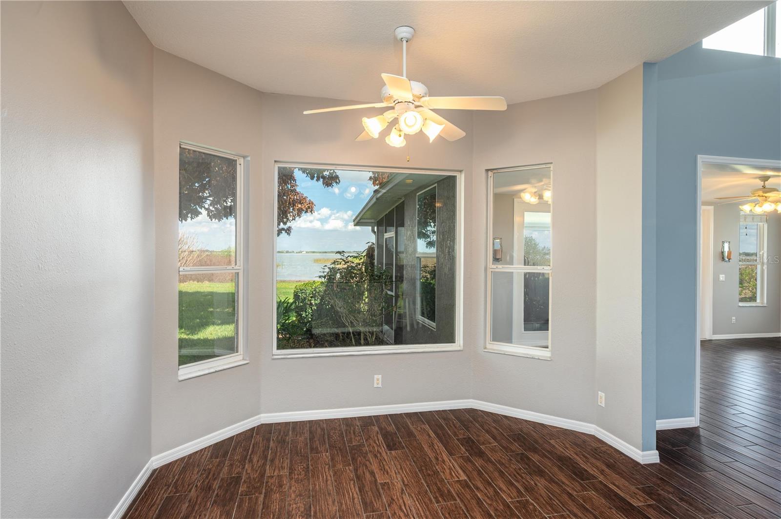 HAMILTON POINTE - Residential