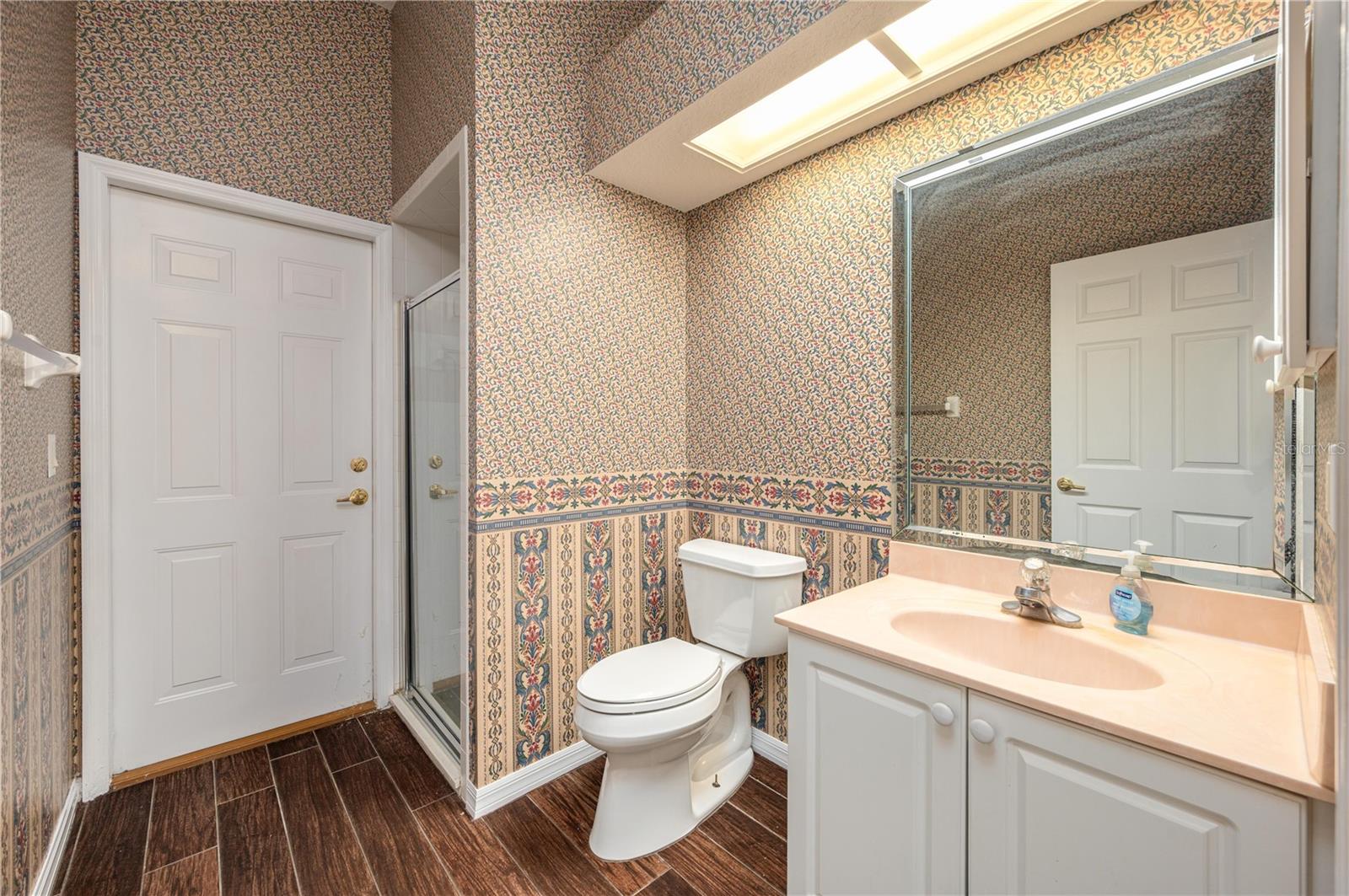 HAMILTON POINTE - Residential