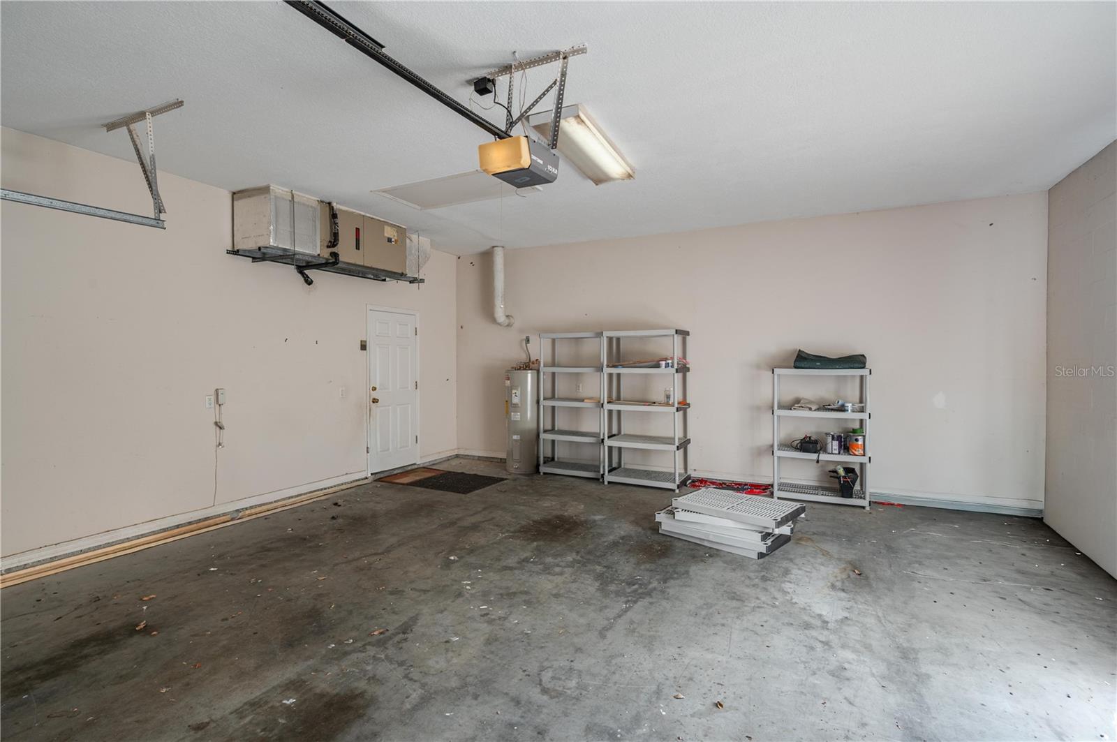 HAMILTON POINTE - Residential