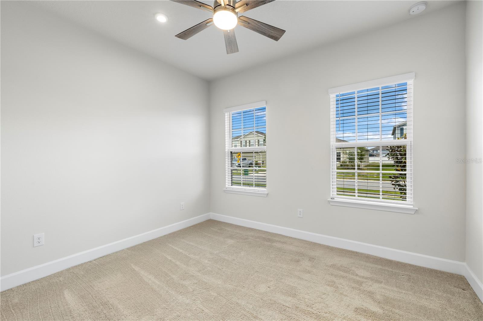 PARK MEADOWS - Residential