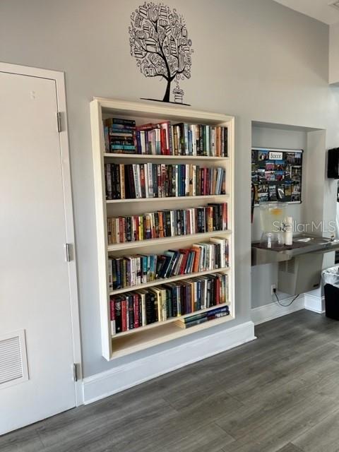 TERRACES 1 OF TARA - Residential