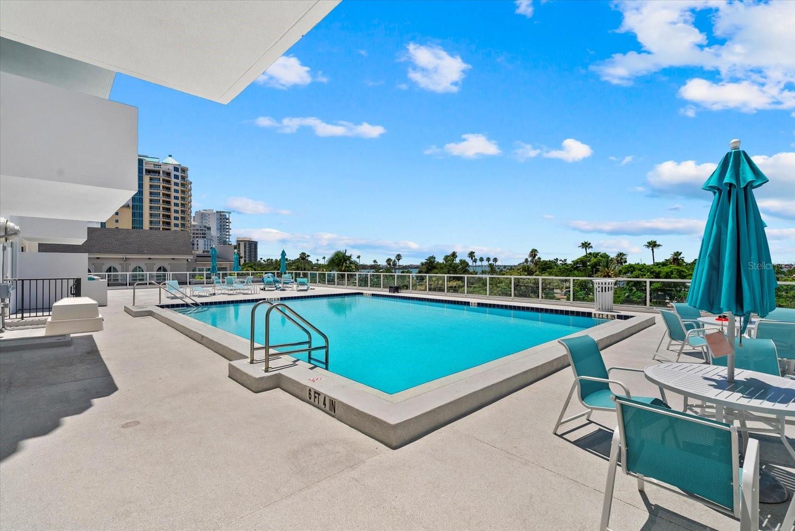 DOLPHIN TOWER - Residential