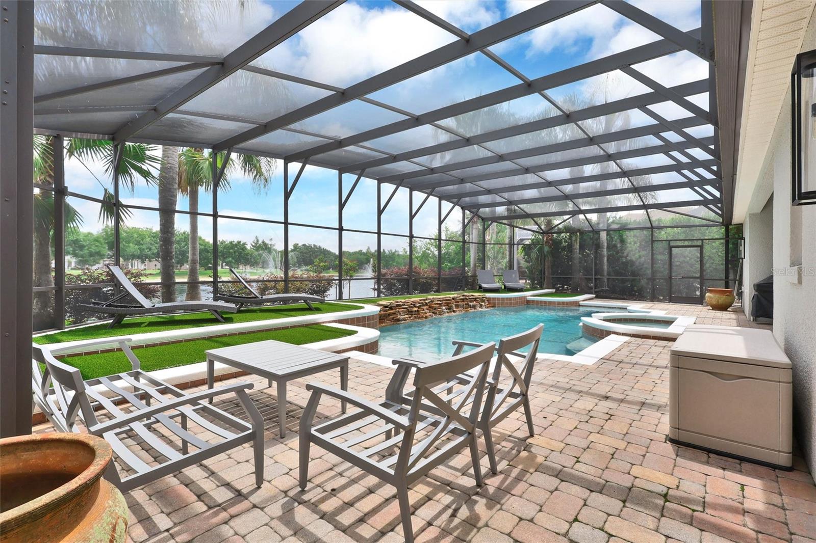 LAKE SHEEN RESERVE PH 01 48 43 - Residential