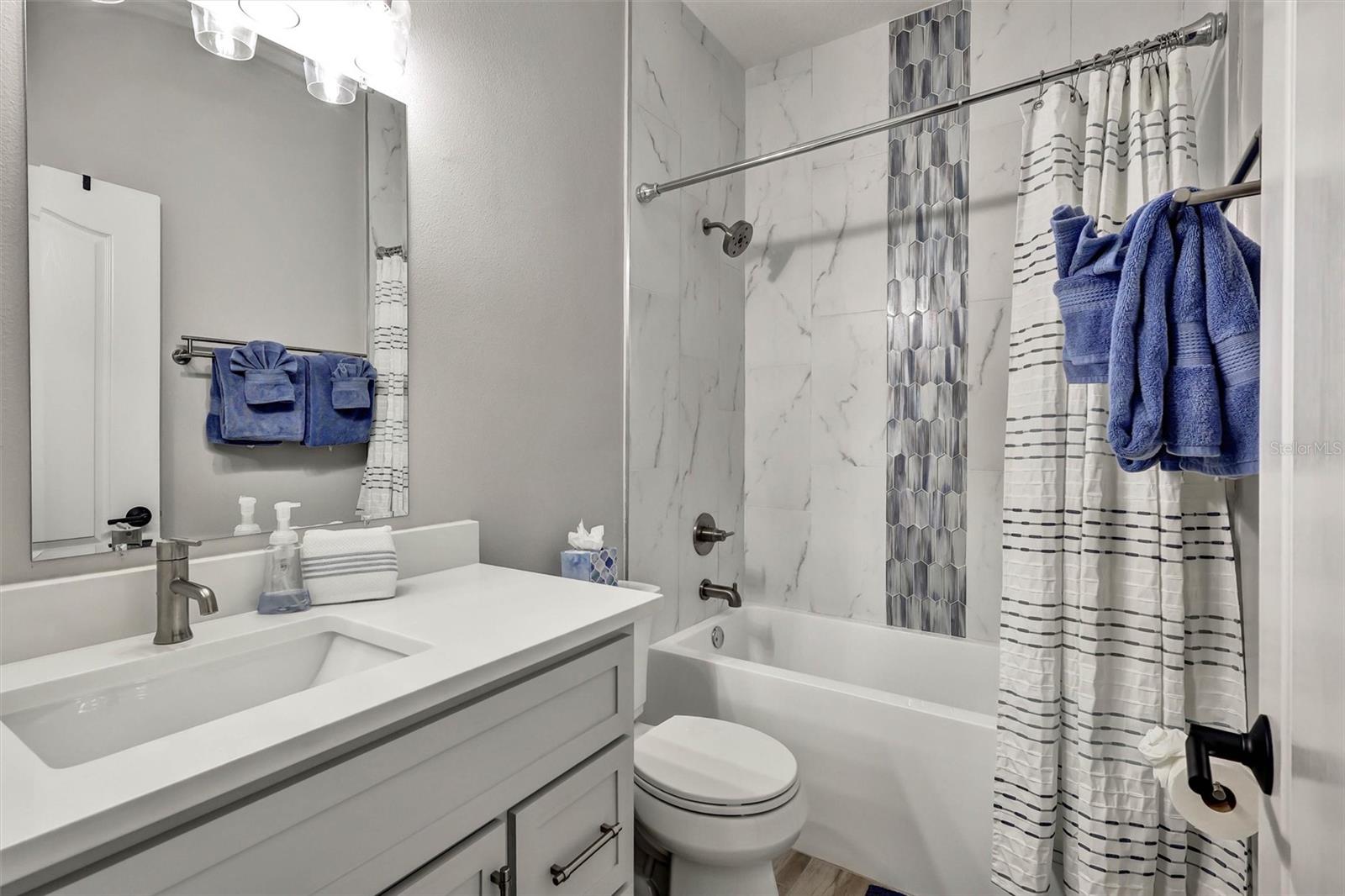 LAKE SHEEN RESERVE PH 01 48 43 - Residential