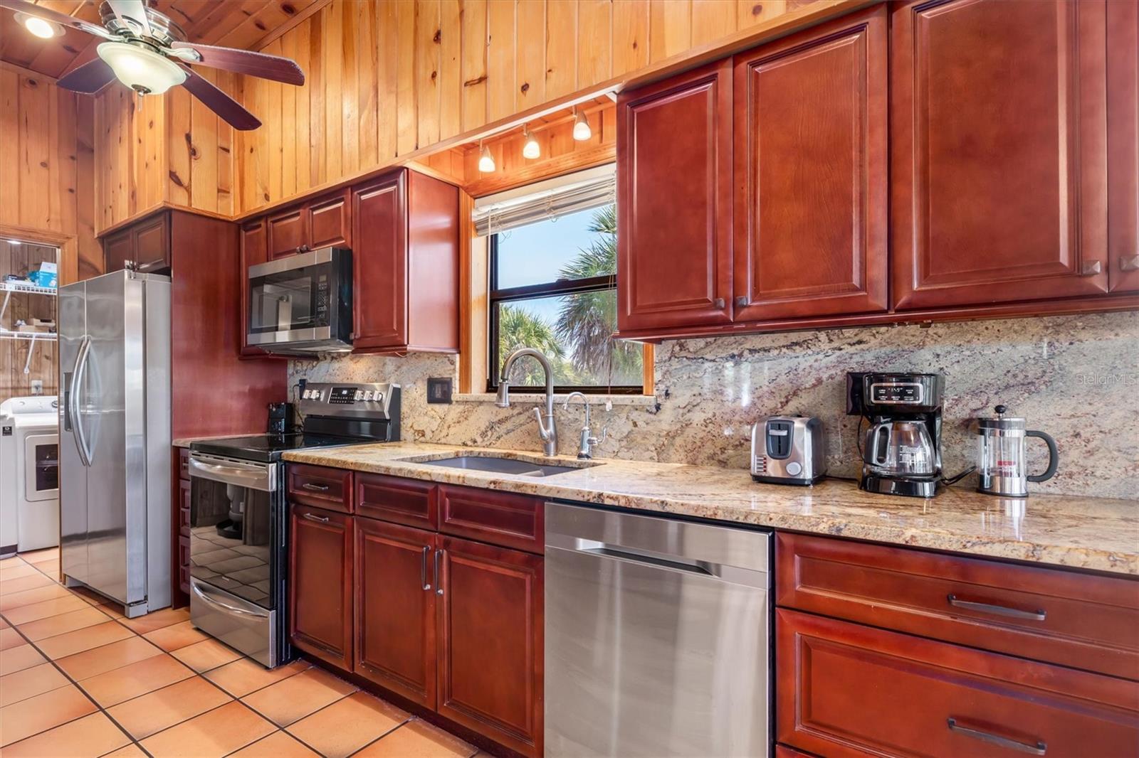 PALM ISLAND ESTATES 3RD ADD - Residential