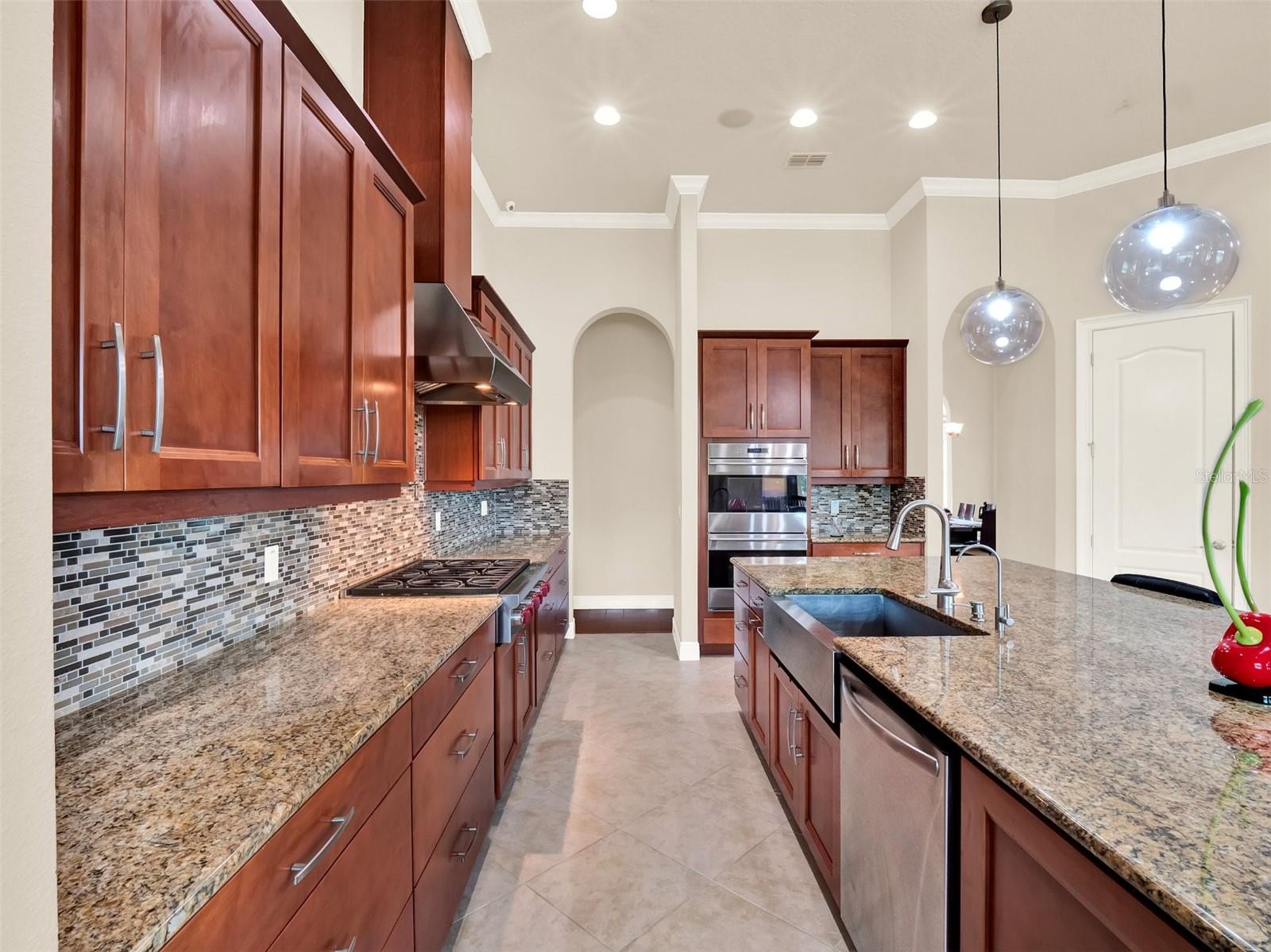 STEEPLE CHASE - Residential