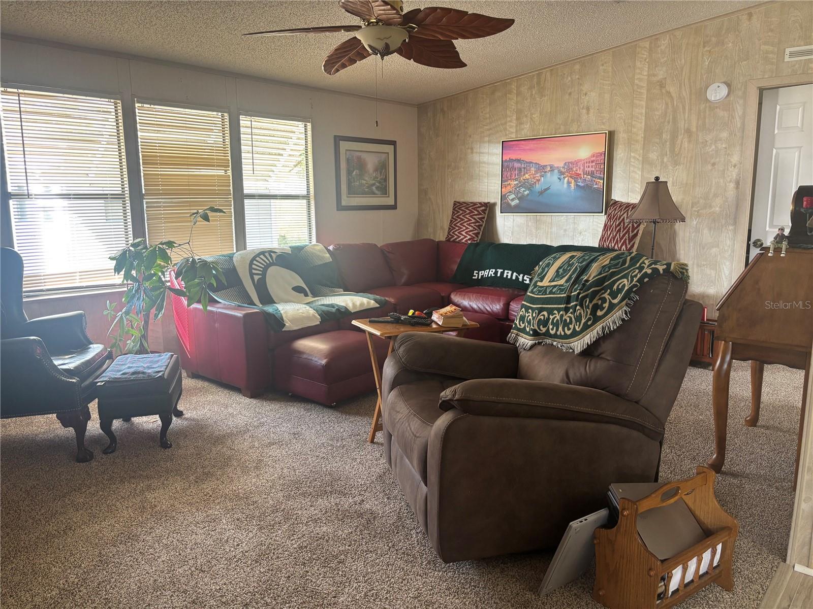 ZELLWOOD STATION COOP MH PARK - Residential