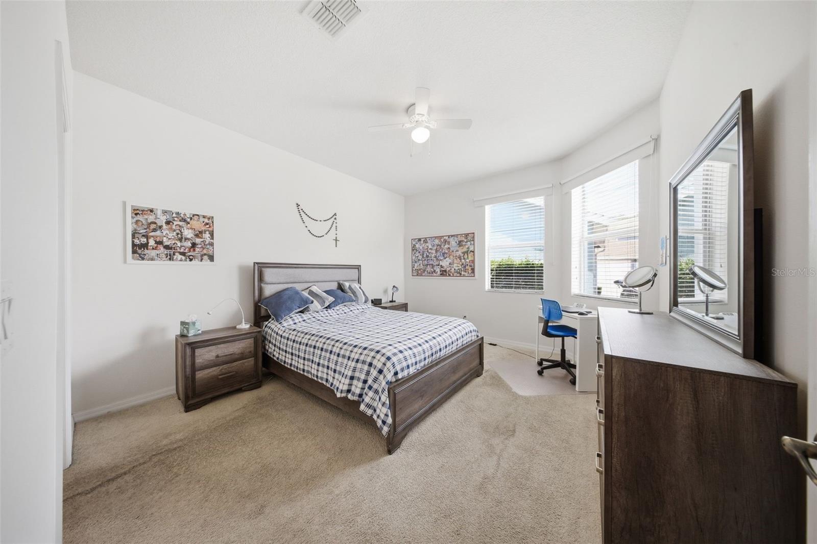 NEWBURY PARK - Residential